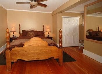 The Quamichan Inn1