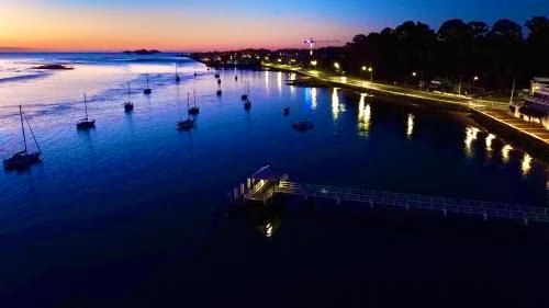 Zorba Waterfront Motel1