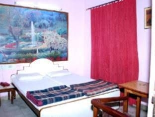 Hotel Sanjay0