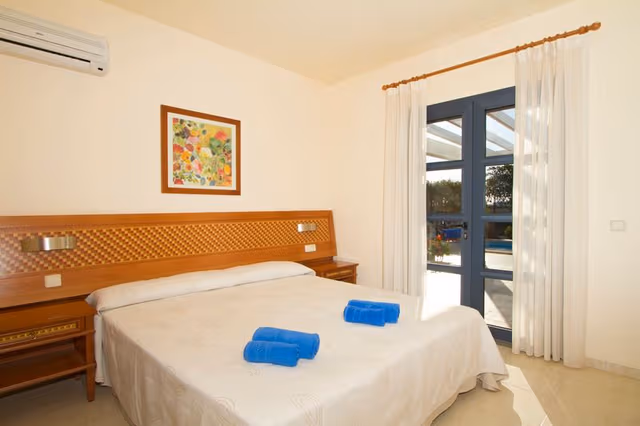 VILLA CAPACITY 4 TWO BEDROOMS