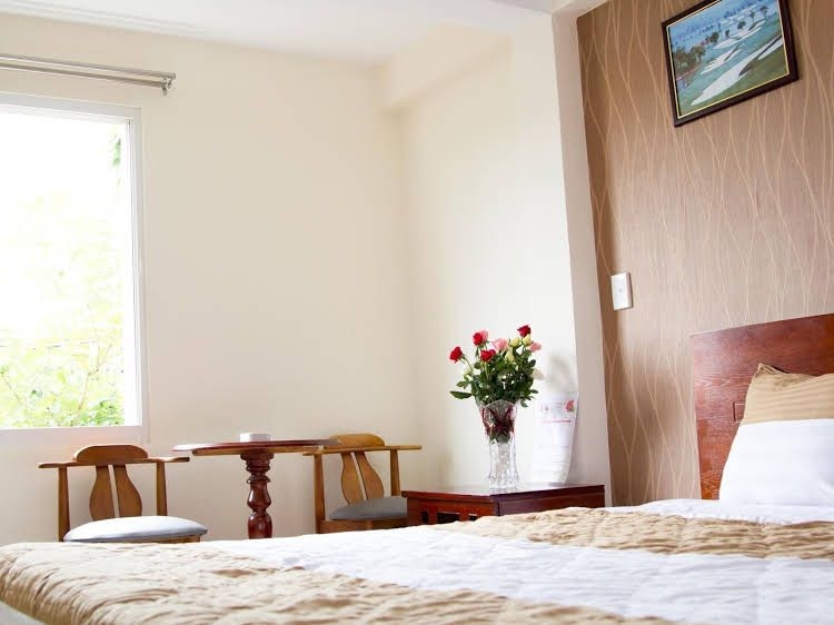 Phong Lan Hotel0