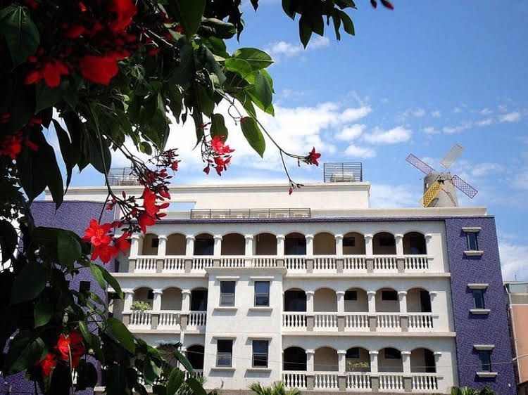 Holland Windmill B&B4