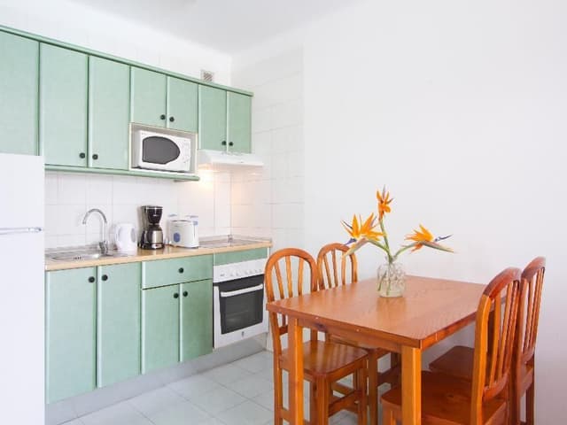 APARTMENT ONE BEDROOM