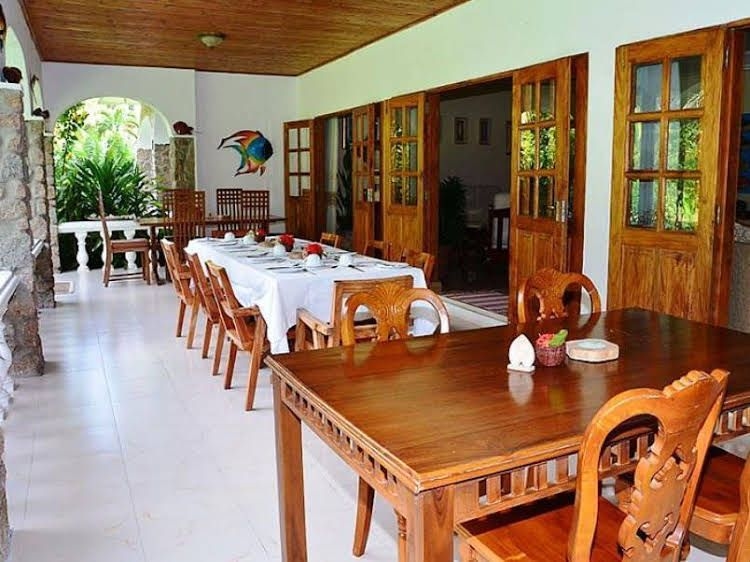 Villa Rafia0