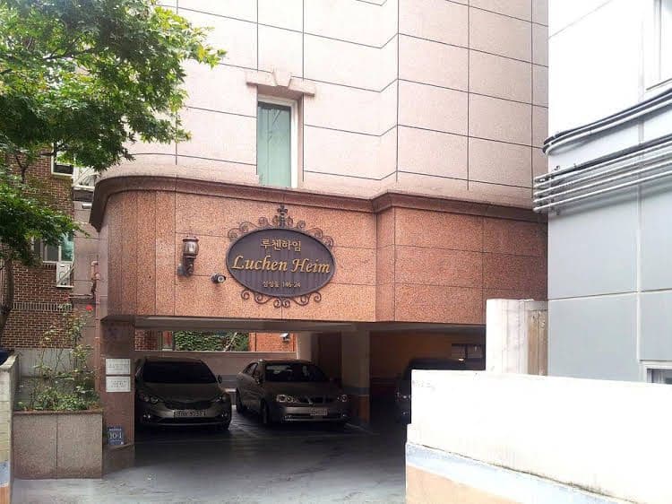 L-House L-House