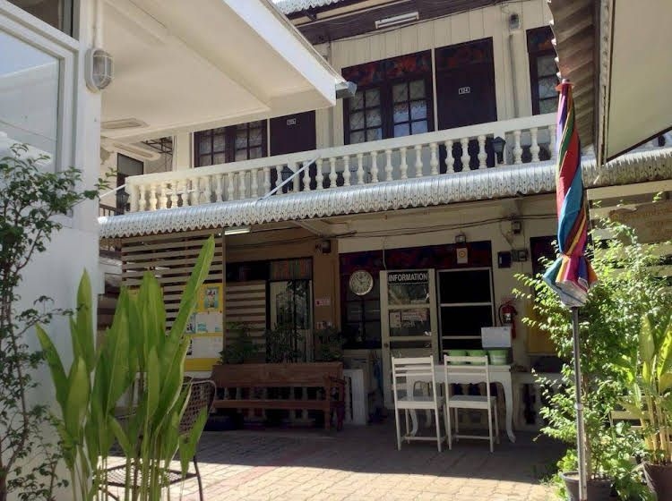 แกรนด์พาเร้นท์ส โฮม (Grandparent's Home)4