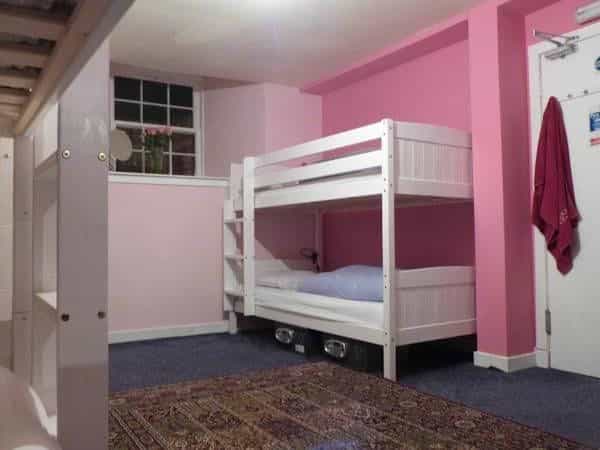 Allgirlz (Female Only Hostel) Allgirlz (Female Only Hostel)