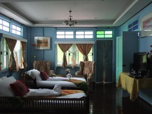Executive Suite