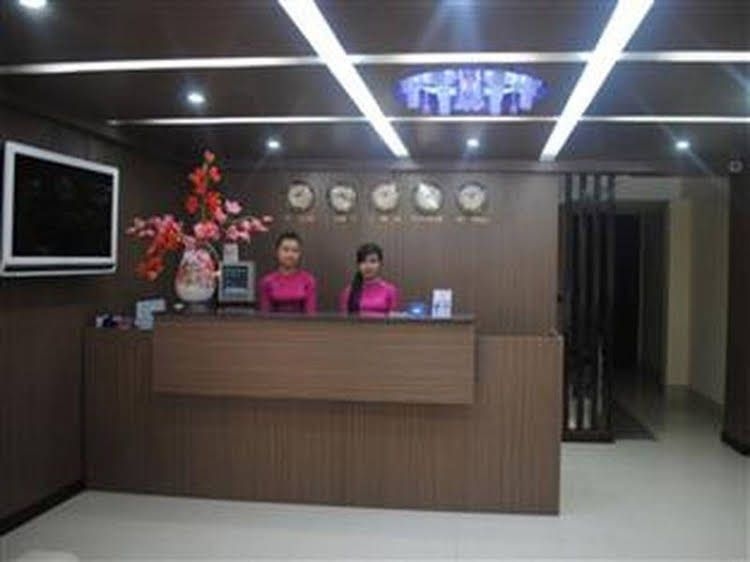 Lotus Hotel0