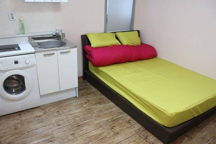 J Guesthouse J Guesthouse