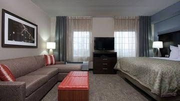 Staybridge Suites Buffalo-Amherst4