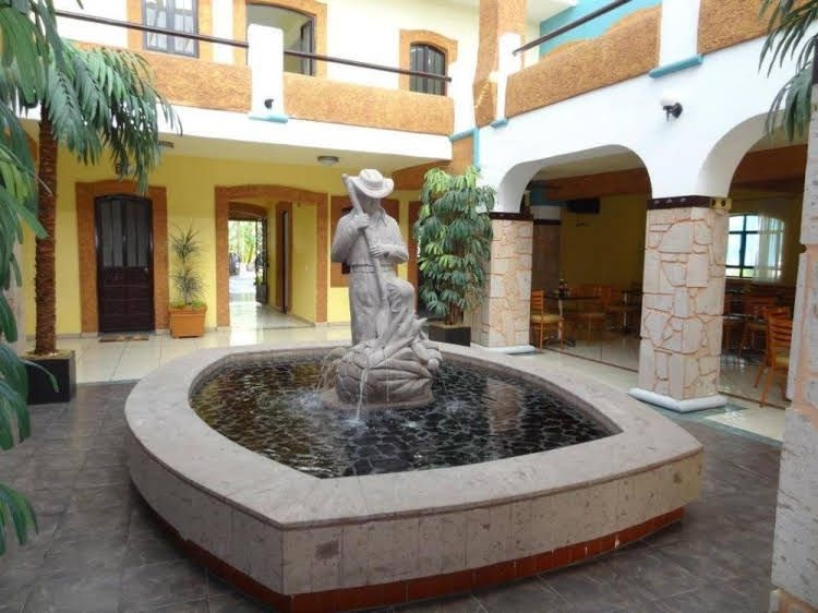 Hotel Plaza Rubio4