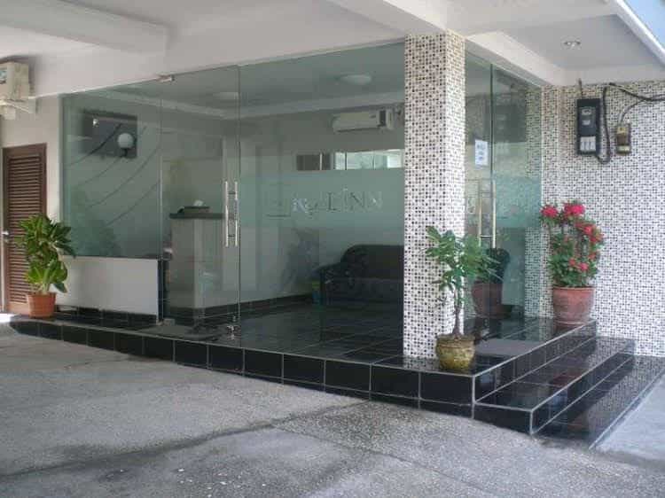 โรส อินน์ โรส อินน์