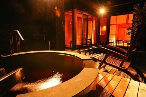 Suite with Open-Air Bath and Standard Japanese Course Dinner- Selected at Check-In