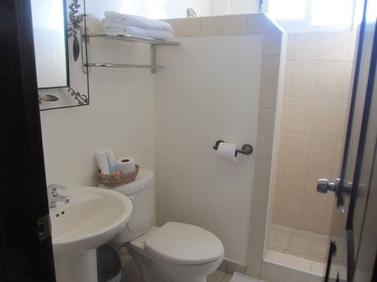 Easy Inn Hotel4
