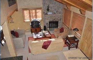Premier East Vail Residences by Gore Creek0