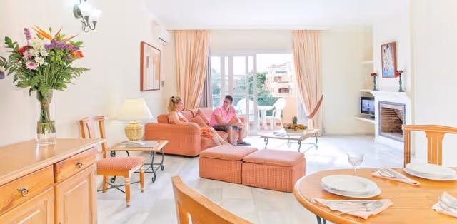 APARTMENT CAPACITY 8 THREE BEDROOMS