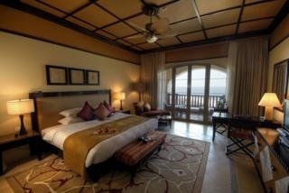 Desert Island Resort and Spa By Anantara3