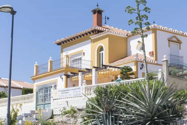 Casa Colina del Sol