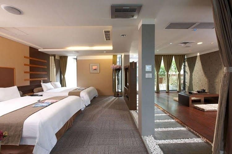 โรงแรมเหอฟงวิลล่า แฟดดิสม์ (Hefong Faddism Hotel)2