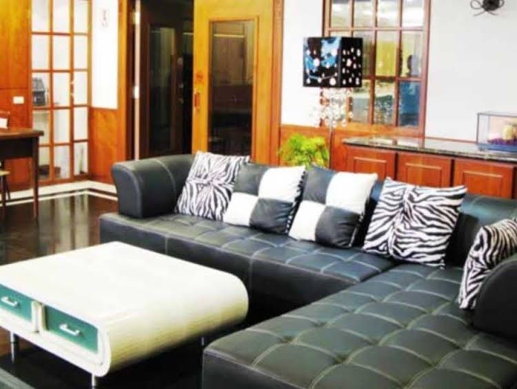 Duke Hotel2