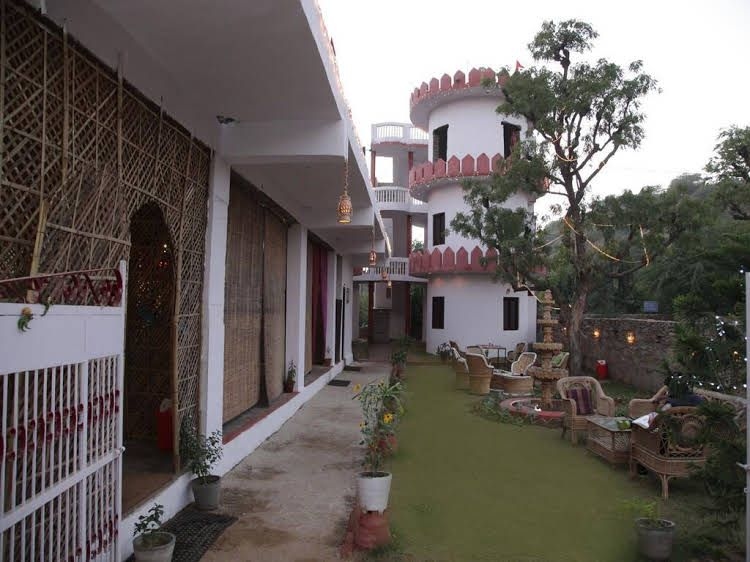 Amrutham4