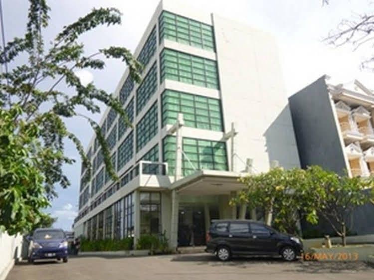 โรงแรมเอ็นวัน ทานาห์ อาบัง โรงแรมเอ็นวัน ทานาห์ อาบัง