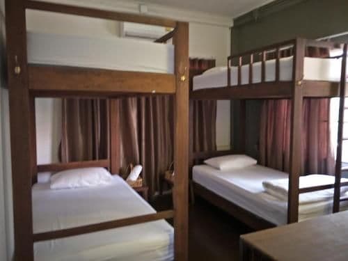 Bunk Bed in 4-Bed Mixed Dormitory Room with Shared Bathroom