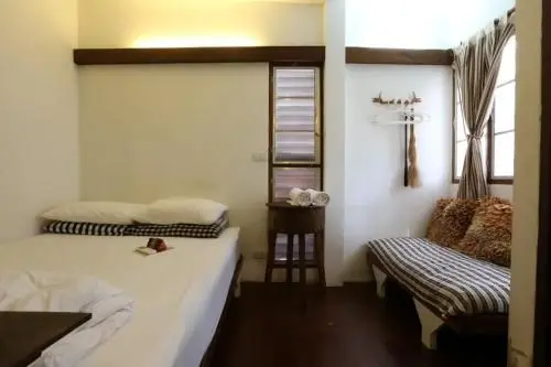 Baan Rare Guesthouse Baan Rare Guesthouse