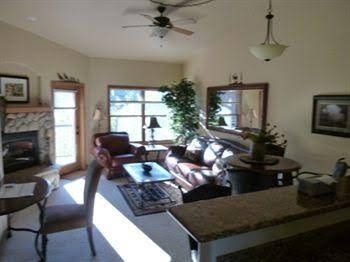 Ruidoso River Resort & Inn0