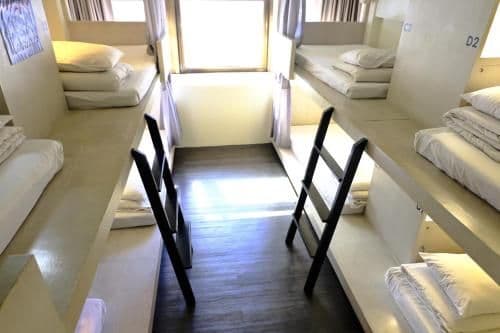 Single Bed in Mixed Dormitory Room