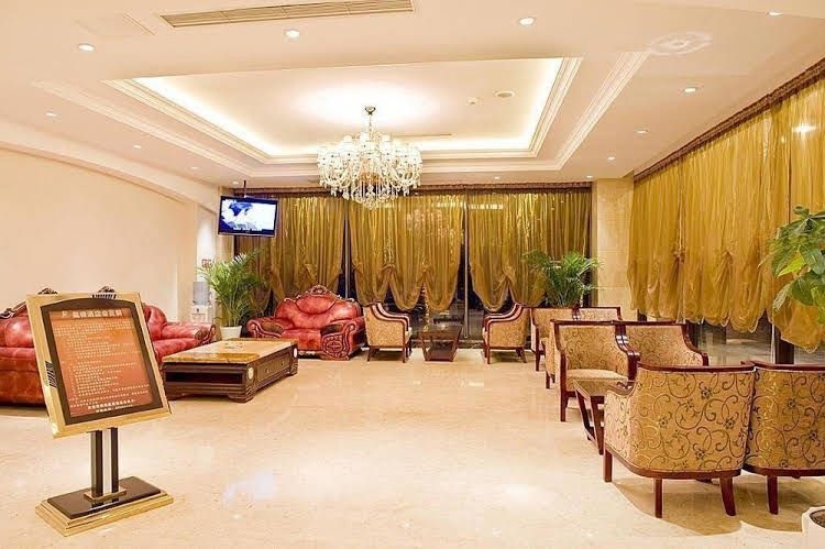 Dragon Hotel0
