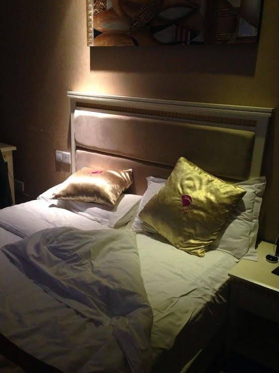 Dragon Hotel4
