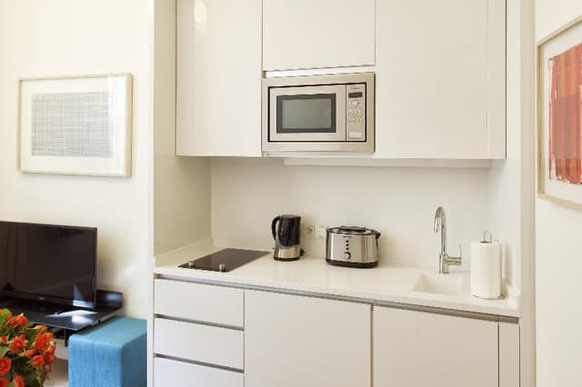 APARTMENT ONE BEDROOM