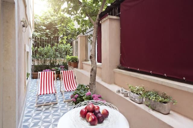APARTMENT ONE BEDROOM WITH TERRACE