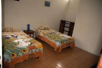 Hotel Salinas0