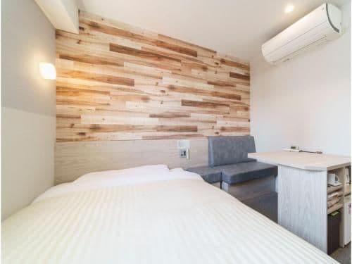 Single Room - Non-Smoking