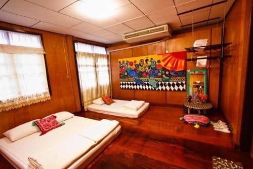 Family Room (5 Adults)