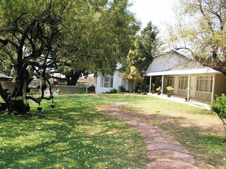 Black Swan Guest House0