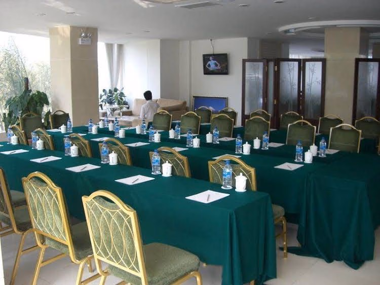 Huibishou Business Hotel0