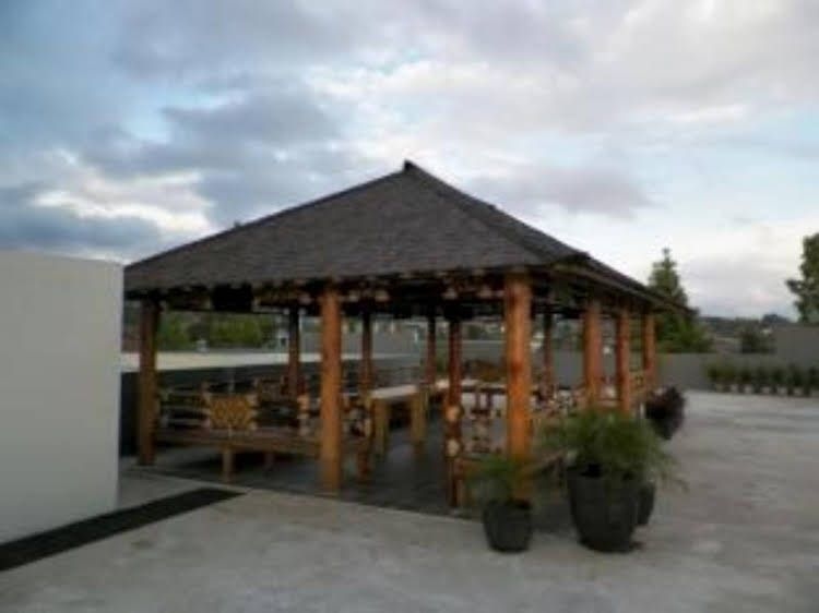 Villa Puri Teras0