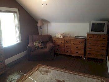 Baltimore Bed and Breakfast4