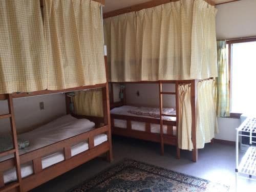 Single Bed in Mixed Dormitory Room with Shared Bathroom