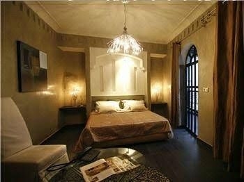 Riad Carllian4