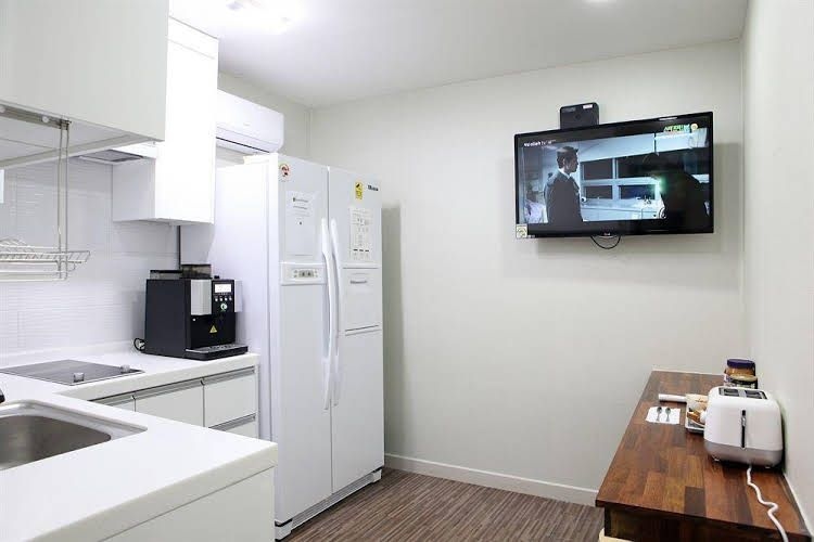 24 Guesthouse Insadong1