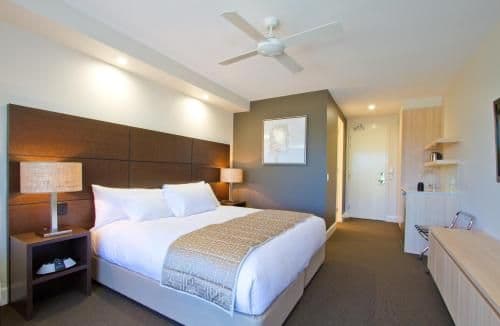 Deluxe King Suite with Balcony