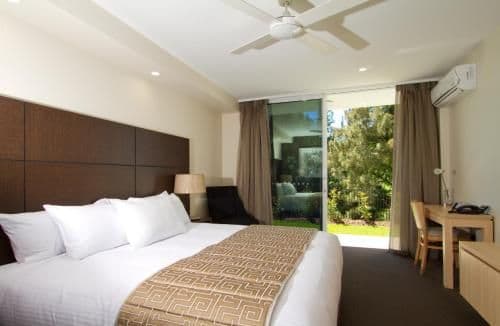 Deluxe King Suite with Balcony