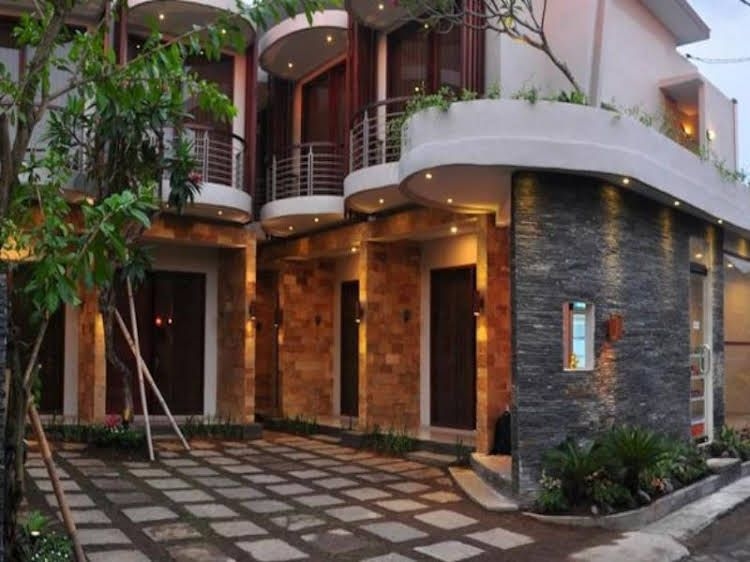 de'Lalis Home Stay3