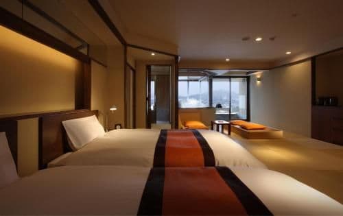 Twin Room with Mountain View