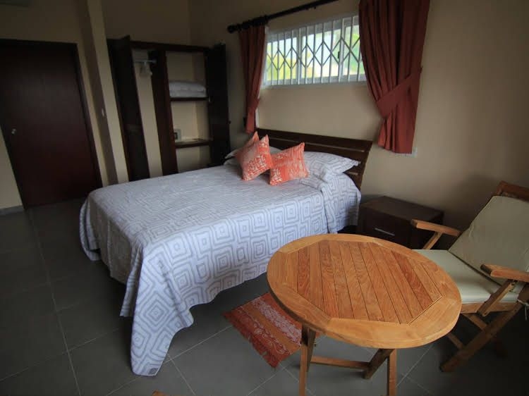 Surfers Beach Self Catering Chalets3